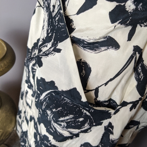 LOFT Strapless Black & White Floral A-Line Fully-Lined Dress Size 6 - Picture 4 of 9